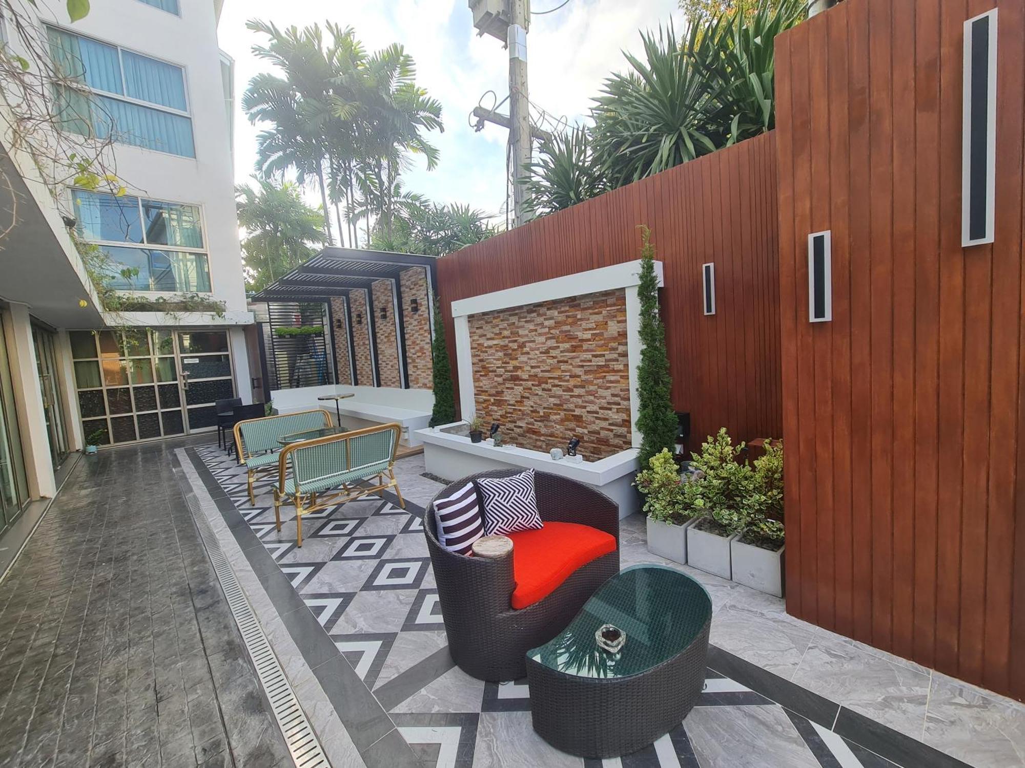 צ'יאנג מאי 9 Suite Luxury Boutique Hotel מראה חיצוני תמונה
