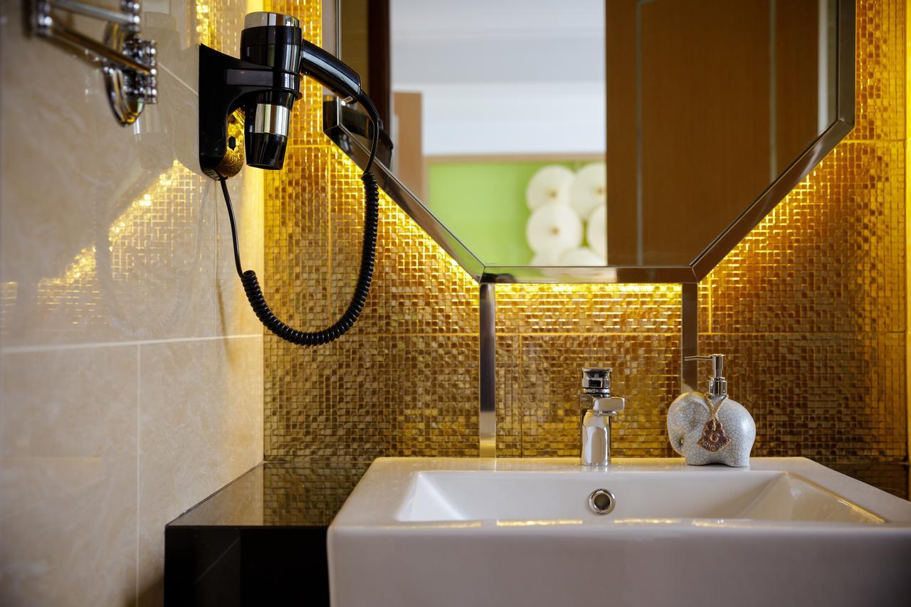 צ'יאנג מאי 9 Suite Luxury Boutique Hotel מראה חיצוני תמונה